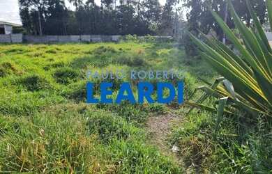 Imagem: O terreno à venda possui e está localizado em Vila Santista