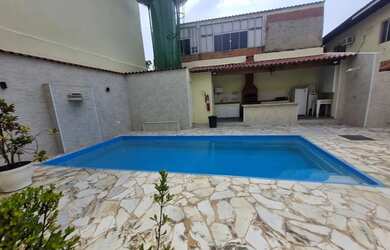 Imagem: A casa em condomínio possui 2 Dormitórios, 2 Banheiros, 1