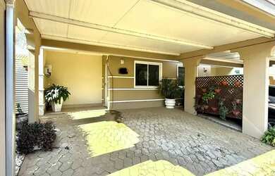 Imagem: A casa em condomínio possui 3 Dormitórios, 3 Banheiros, 2