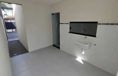 Imagem 6: Casa á venda 2/4 sendo 1 suíte próximo a rua do México no Tomba