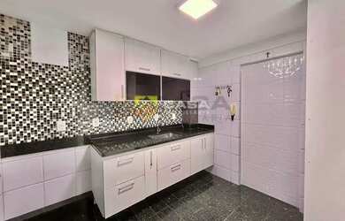 Imagem 6: LNC-Casa espaçosa em Jardim Camburi, perfeita para quem busca conforto...