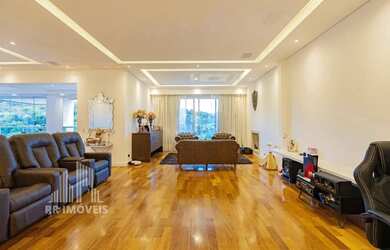 Imagem: O apartamento possui 5 Dormitórios, 5 Banheiros, 5 Vagas na