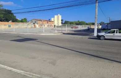 Imagem 6: Terreno de esquina para Venda em frente ao Aeroporto com 2330m²