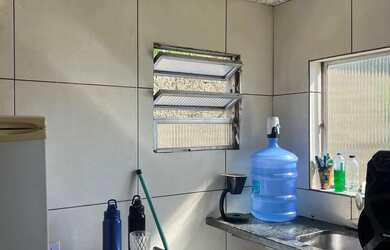 Imagem 15: Casa pequena com vista deslumbrante da lagoa de Guaratiba