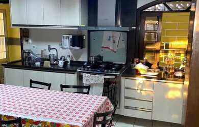 Imagem 9: Casa para Locação em Pinhais, Centro, 3 dormitórios, 1 suíte, 3 banheiros,...