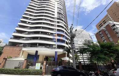 Imagem: O apartamento possui 3 Dormitórios, 5 Banheiros, 1 Vaga na