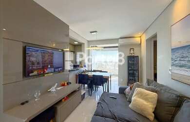 Imagem: O apartamento possui 2 Dormitórios, 2 Banheiros, 1 Vaga na