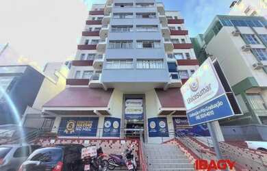 Imagem: O apartamento possui 2 Dormitórios, 2 Banheiros, 2 Vagas na