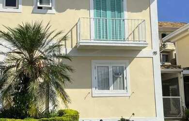 Imagem: A casa em condomínio possui 3 Dormitórios, 3 Banheiros, 3