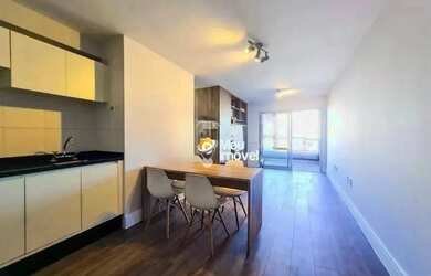 Imagem: O apartamento possui 2 Dormitórios, 2 Banheiros, 2 Vagas na