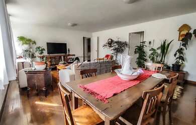 Imagem: O apartamento possui 3 Dormitórios, 2 Banheiros, 1 Vaga na