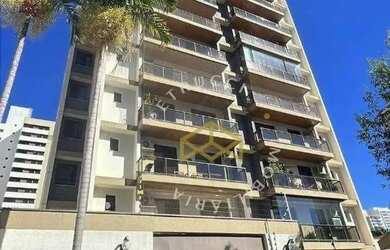 Imagem: O apartamento possui 4 Dormitórios, 3 Banheiros, 2 Vagas na