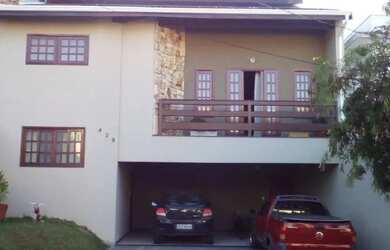 Imagem: Casa à venda em Valinhos, Roncáglia, com 3 suítes, com 304