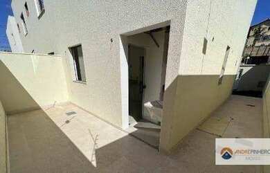 Imagem: A casa em condomínio possui 3 Dormitórios, 1 Banheiro, 2 Vagas