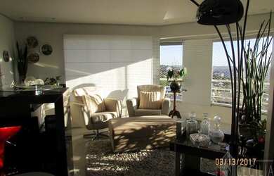 Imagem: O apartamento possui 2 Dormitórios, 2 Banheiros, 2 Vagas na