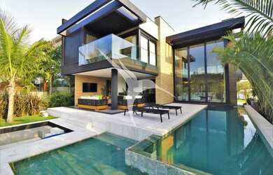 Imagem 2: SANTANA DE PARNAIBA - Casa Padrão - Tambore