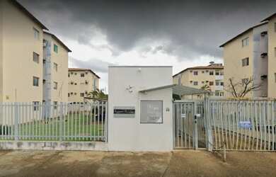 Imagem: O apartamento possui 3 Dormitórios, 1 Banheiro, 1 Vaga na garagem