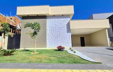 Imagem 2: Belíssima casa no Portal do Sol Green -4 suítes plenas -Valor R$ 2.050.000,00