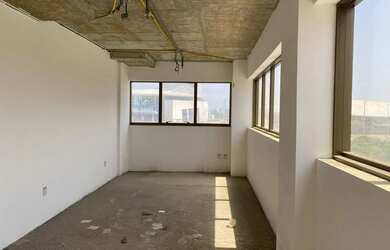 Imagem: O depósito possui 1 Vaga na garagem, 35m² de Área e está