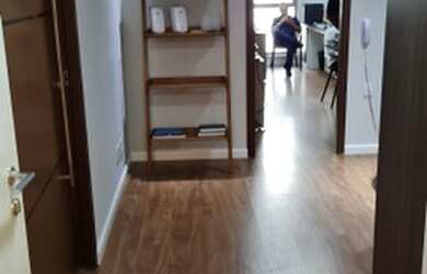 Imagem: O depósito possui 2 Vagas na garagem, 70m² de Área e está