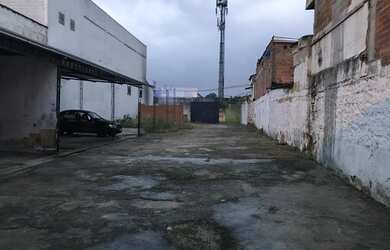 Imagem 10: Galpão/Depósito/Armazém para aluguel tem 800 metros com terreo ao lado...