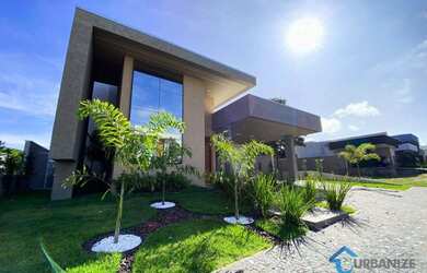 Imagem: A casa em condomínio possui 3 Dormitórios, 4 Banheiros, 210m²