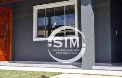 Imagem: A casa possui 3 Dormitórios, 1 Banheiro, 2 Vagas na garagem