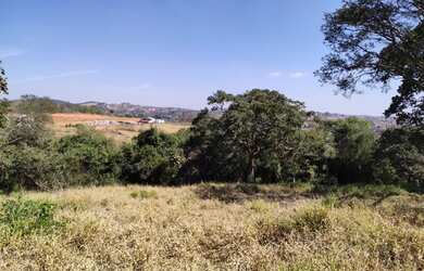 Imagem: O terreno possui 480m² de Área e Imóvel novo e está localizado