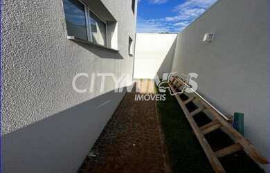 Imagem 10: Venda Casa JARDIM KARAIBA