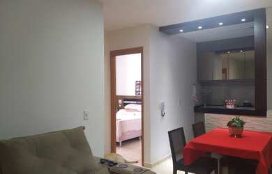 Imagem: O apartamento possui 2 Dormitórios, 1 Banheiro, 1 Vaga na garagem