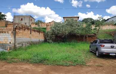 Imagem 5: Lote/Terrenos murados com muito verde ao redor em Matozinhos/MG