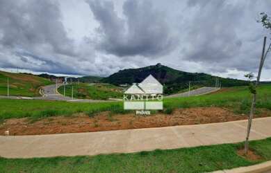 Imagem: O terreno possui 300m² de Área e está localizado em São