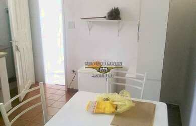 Imagem: A casa possui 3 Dormitórios, 3 Banheiros, 5 Vagas na garagem