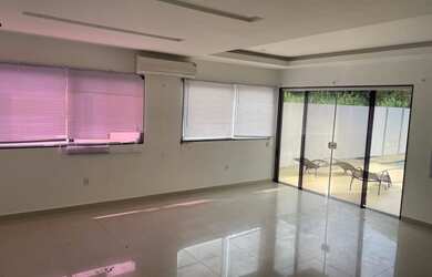 Imagem: A casa em condomínio possui 3 Dormitórios, 3 Banheiros, 2