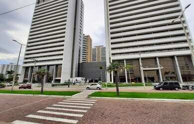 Imagem: O depósito possui 5 Vagas na garagem, 154m² de Área e está