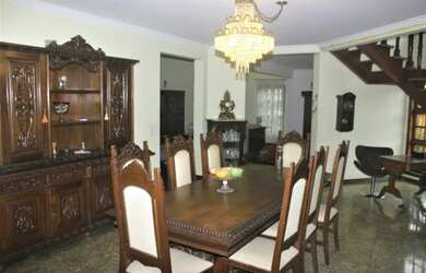 Imagem: A casa em condomínio possui 4 Dormitórios, 4 Banheiros, 3