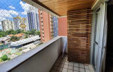 Imagem: O apartamento possui 4 Dormitórios, 4 Banheiros, 2 Vagas na