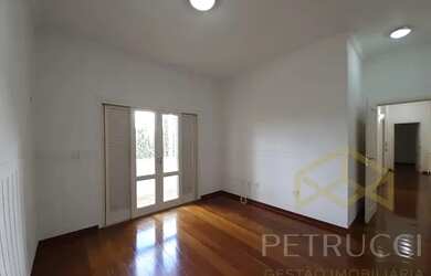 Imagem 14: Casa de esquina maravilhosa no maior terreno do condomínio