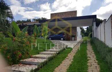 Imagem: A casa em condomínio possui 4 Dormitórios, 5 Banheiros, 5