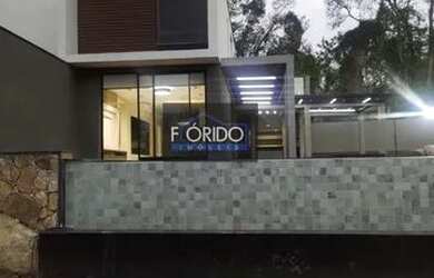 Imagem: A casa em condomínio possui 3 Dormitórios, 4 Banheiros, 2