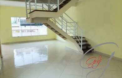 Imagem: A casa possui 2 Dormitórios, 2 Banheiros, 5 Vagas na garagem