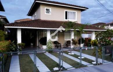 Imagem: A casa em condomínio possui 4 Dormitórios, 1 Banheiro e 250m²