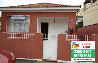 Imagem: A casa possui 3 Dormitórios, 3 Banheiros, 5 Vagas na garagem