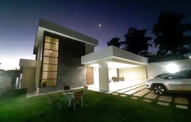 Imagem: A casa em condomínio possui 4 Dormitórios, 5 Banheiros, 5