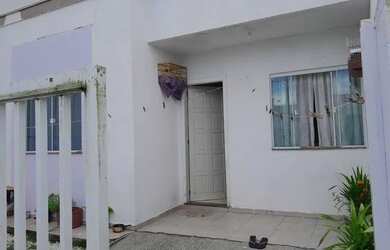 Imagem: CASA GEMINADA - ESPINHEIROS