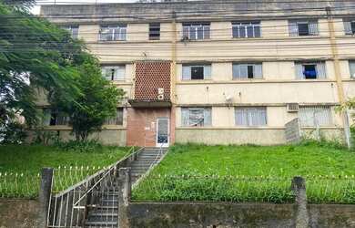 Imagem: O apartamento possui 2 Dormitórios, 1 Banheiro, 75m² de Área