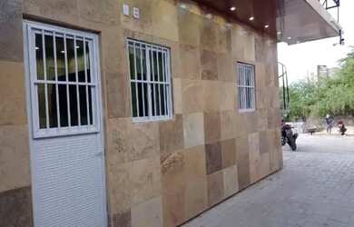 Imagem: A kitnet possui 1 Dormitório, 1 Banheiro, 1 Vaga na garagem