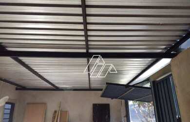 Imagem: A casa à venda possui 3 Dormitórios, 1 Banheiro, 3 Vagas na