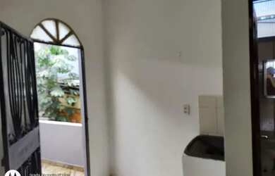 Imagem: O apartamento possui 2 Dormitórios, 1 Banheiro e está localizado