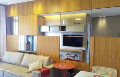 Imagem: O apartamento possui 2 Dormitórios, 2 Banheiros, 2 Vagas na